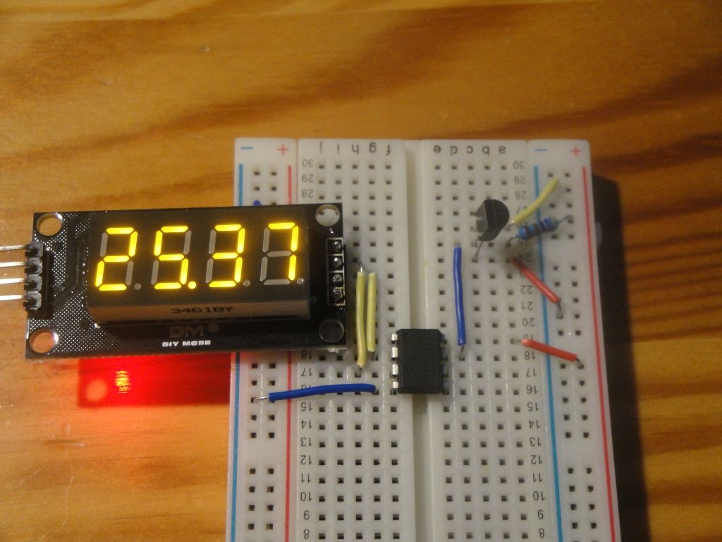 attiny85_thermometer1_tm1637